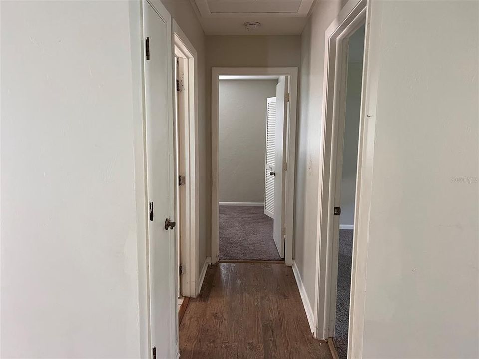 出租: $2,200 (3 贝兹, 2 浴室, 1924 平方英尺)