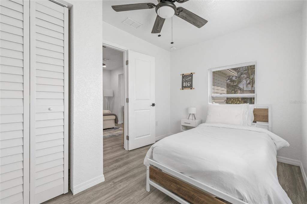 Active With Contract: $219,900 (2 beds, 1 baths, 744 Square Feet)