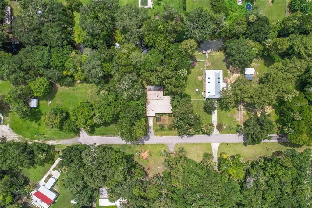 For Sale: $225,000 (2 beds, 1 baths, 1076 Square Feet)