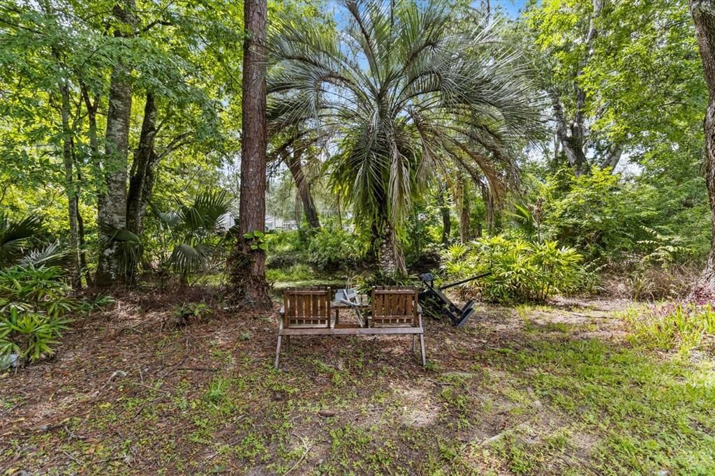 For Sale: $225,000 (2 beds, 1 baths, 1076 Square Feet)