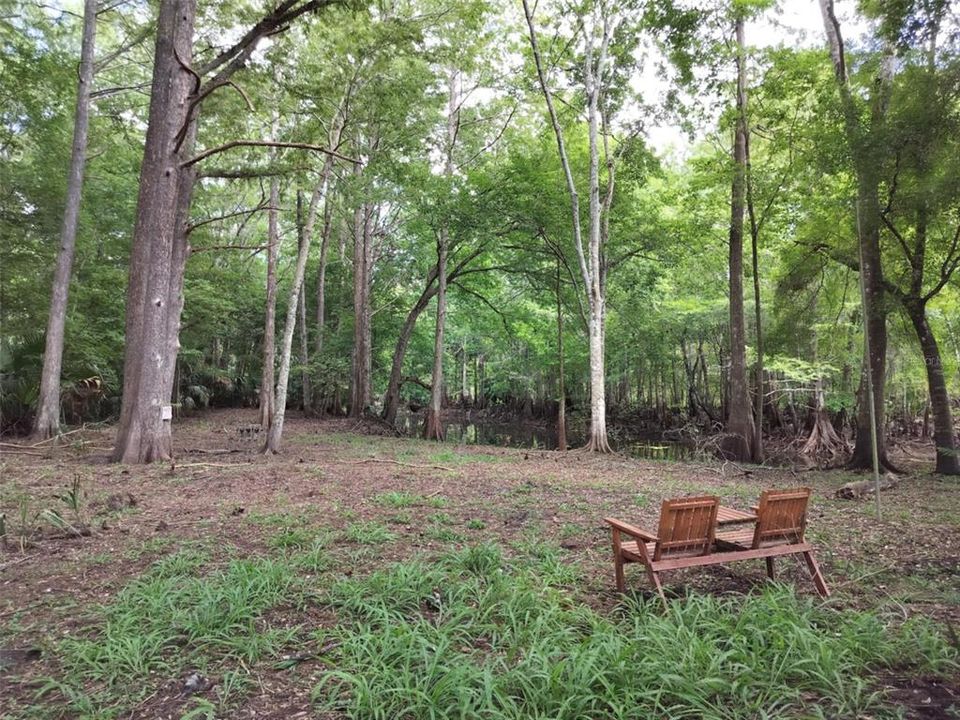 待售: $89,000 (0.87 acres)