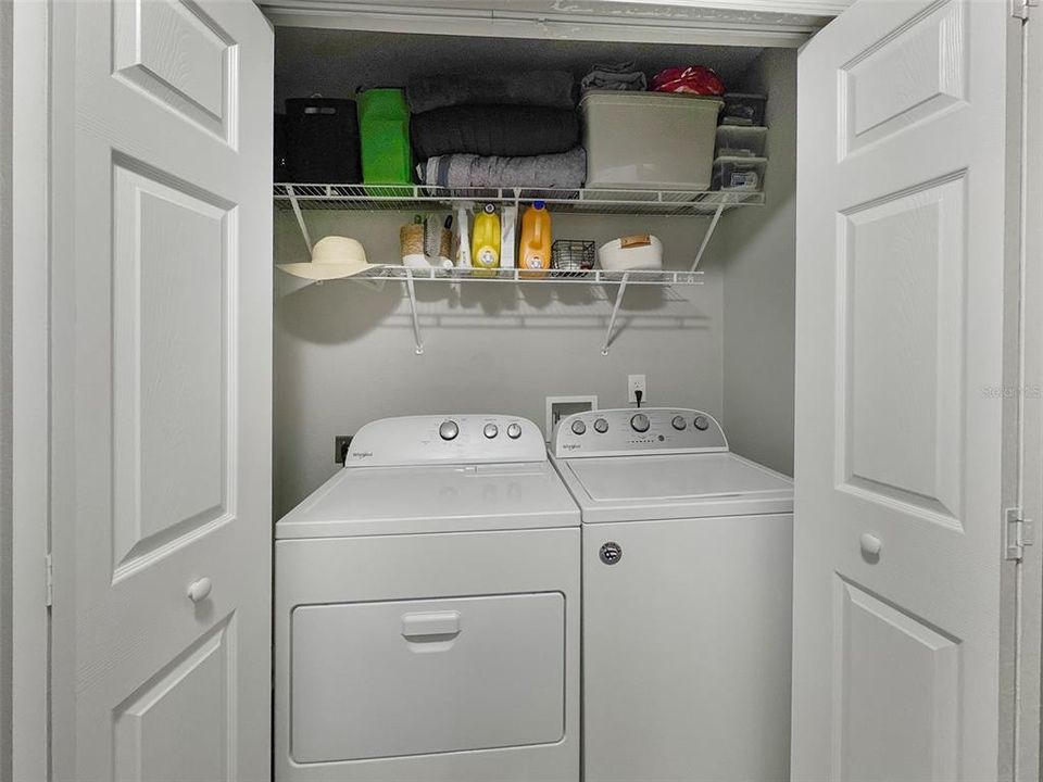 Под контрактом: $267,900 (3 спален, 2 ванн, 1686 Квадратных фут)