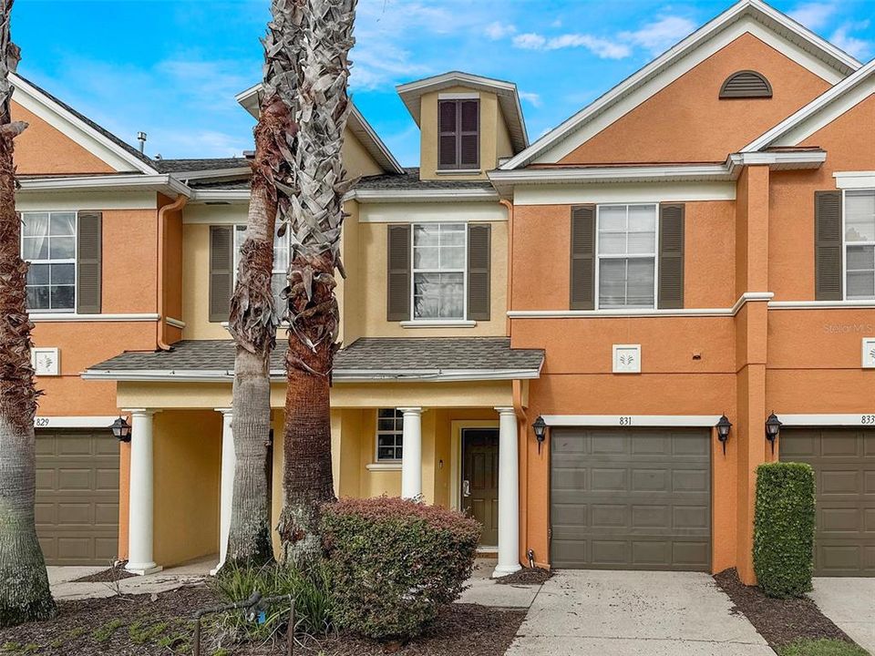 Под контрактом: $267,900 (3 спален, 2 ванн, 1686 Квадратных фут)