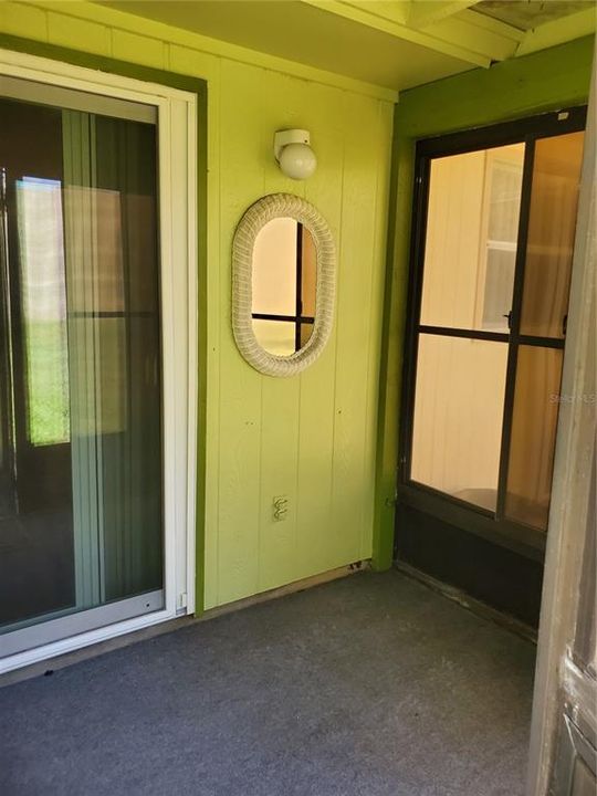 Под контрактом: $89,995 (1 спален, 1 ванн, 714 Квадратных фут)