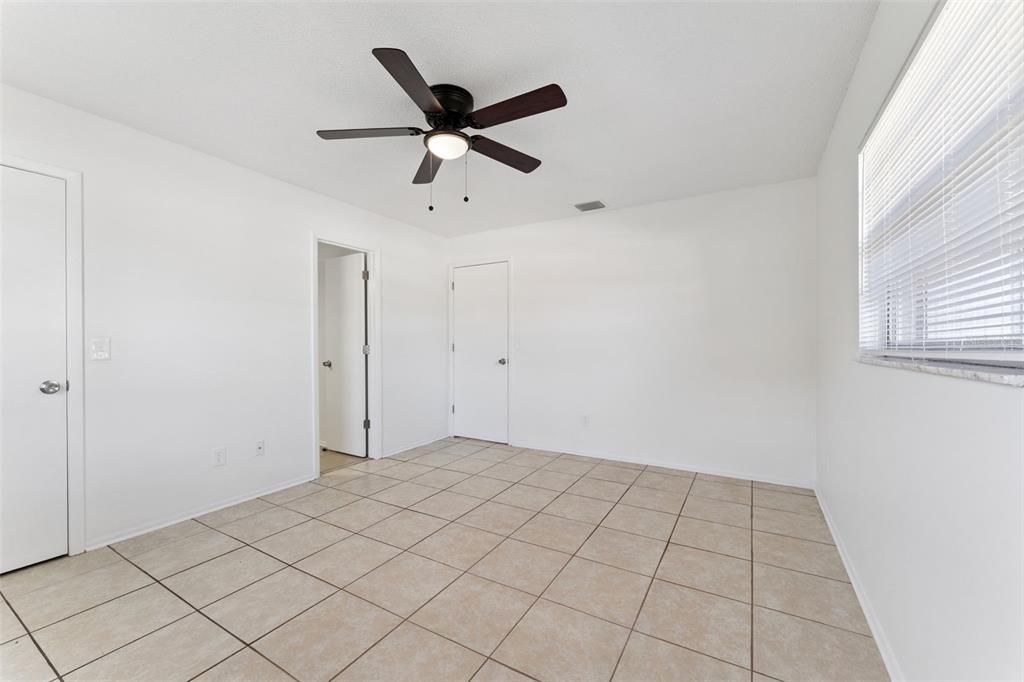 For Sale: $499,000 (4 beds, 0 baths, 1972 Square Feet)