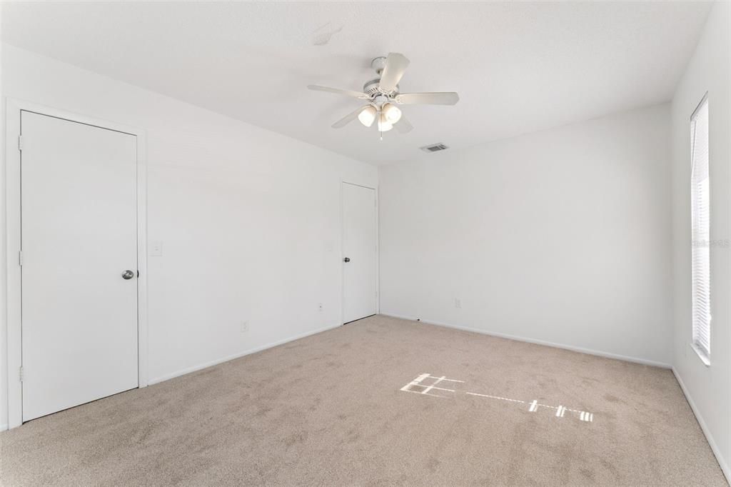 For Sale: $499,000 (4 beds, 0 baths, 1972 Square Feet)