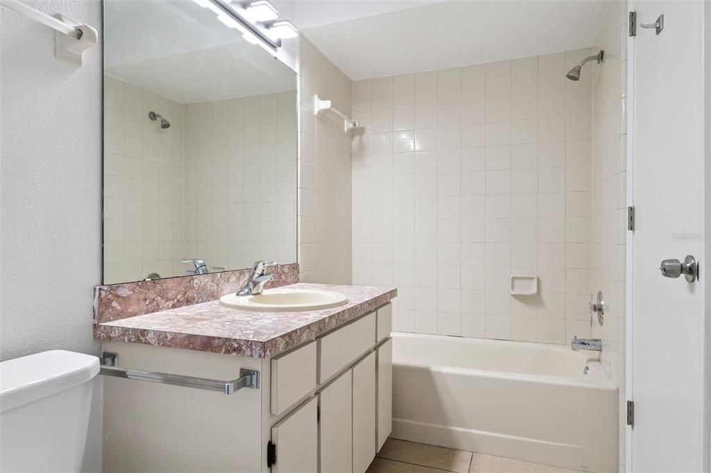 For Sale: $499,000 (4 beds, 0 baths, 1972 Square Feet)