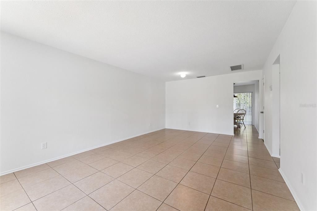 For Sale: $499,000 (4 beds, 0 baths, 1972 Square Feet)