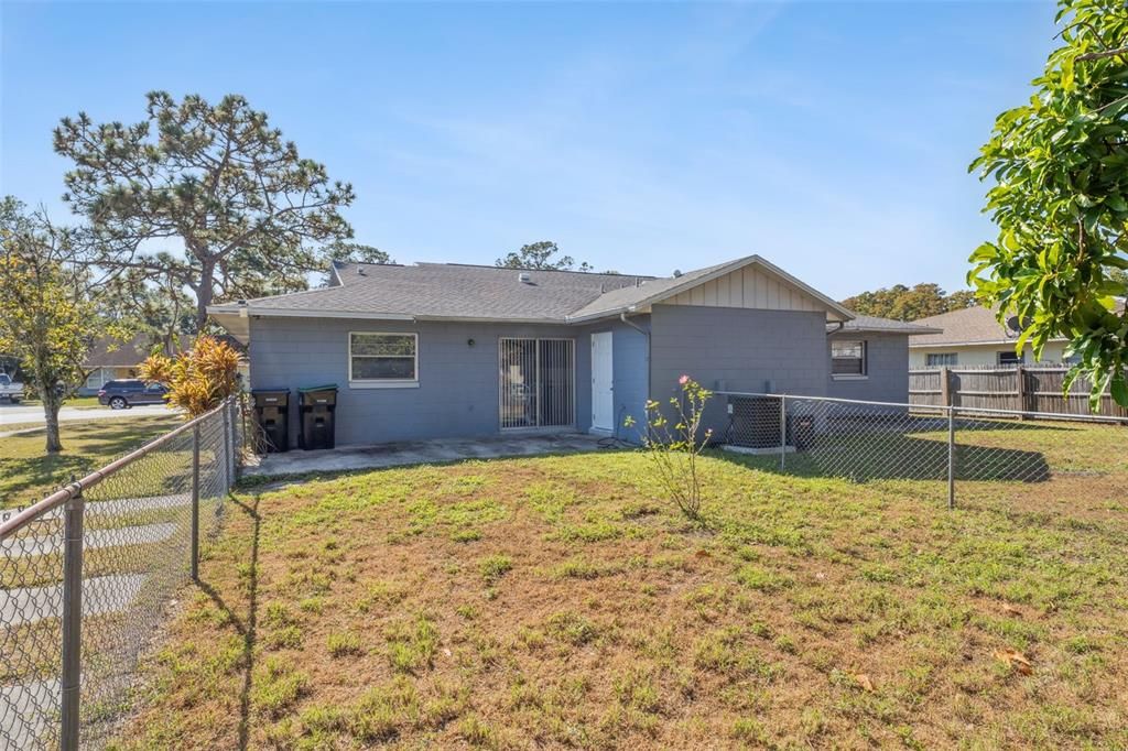 For Sale: $499,000 (4 beds, 0 baths, 1972 Square Feet)