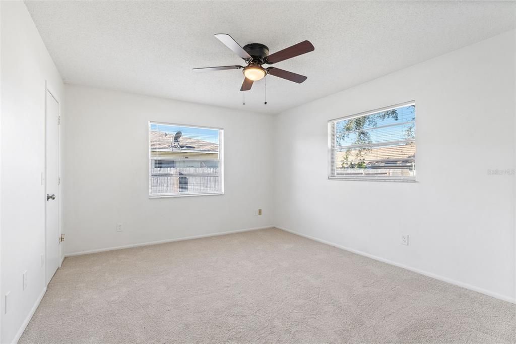 For Sale: $499,000 (4 beds, 0 baths, 1972 Square Feet)