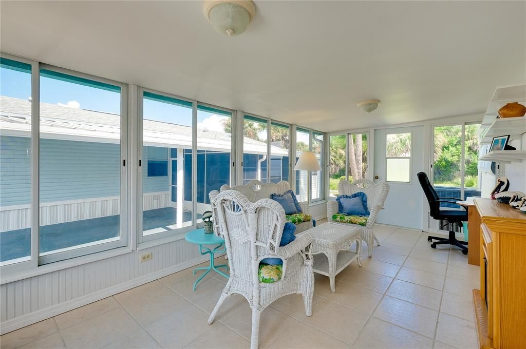 Active With Contract: $142,500 (2 beds, 2 baths, 959 Square Feet)