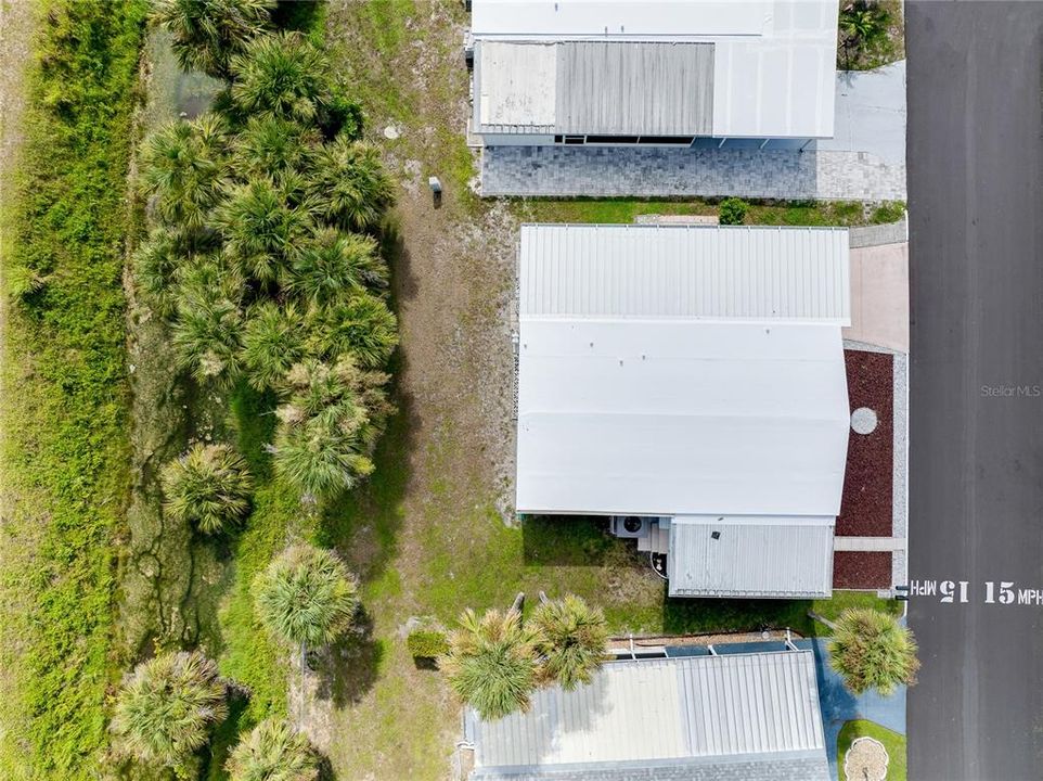 Active With Contract: $142,500 (2 beds, 2 baths, 959 Square Feet)