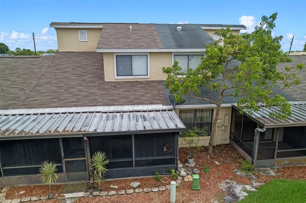 Под контрактом: $239,900 (3 спален, 2 ванн, 1214 Квадратных фут)