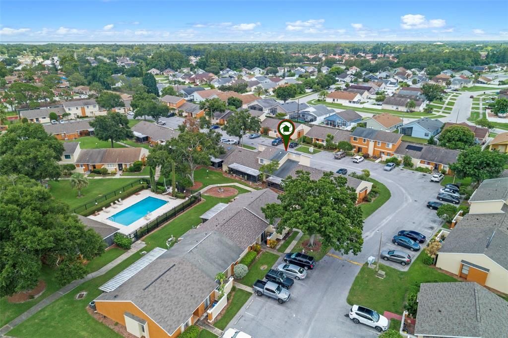 Под контрактом: $239,900 (3 спален, 2 ванн, 1214 Квадратных фут)