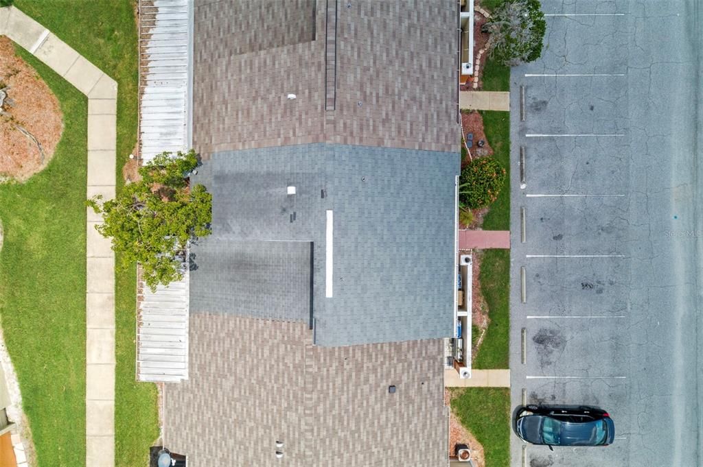 Под контрактом: $239,900 (3 спален, 2 ванн, 1214 Квадратных фут)