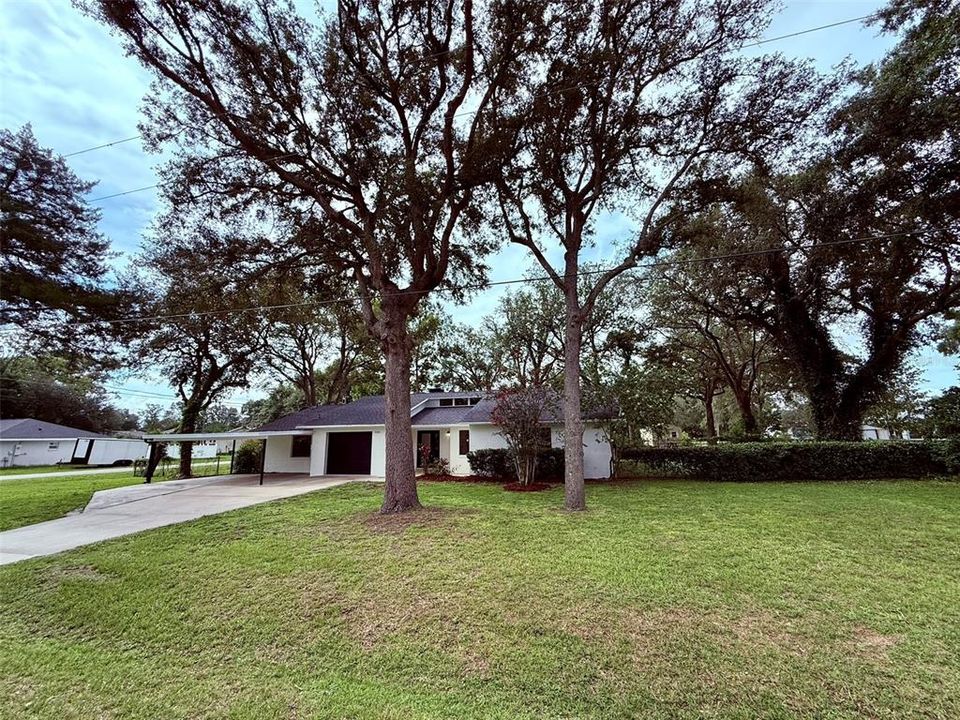 合同活跃: $349,900 (4 贝兹, 3 浴室, 1825 平方英尺)