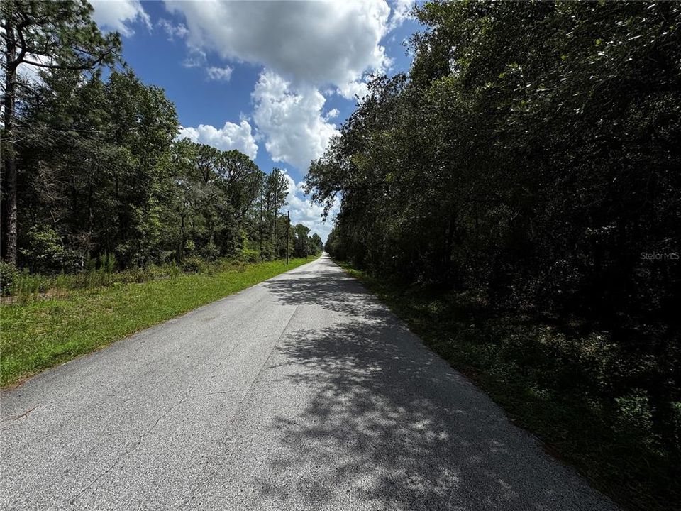 En Venta: $45,000 (1.06 acres)