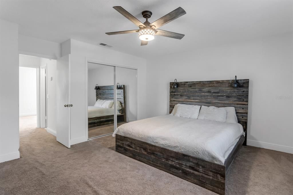 Activo con contrato: $225,000 (2 camas, 1 baños, 1190 Pies cuadrados)