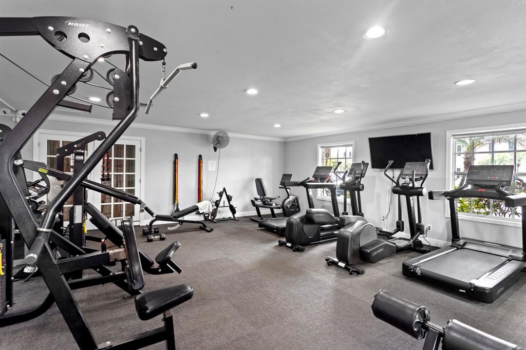 Activo con contrato: $225,000 (2 camas, 1 baños, 1190 Pies cuadrados)