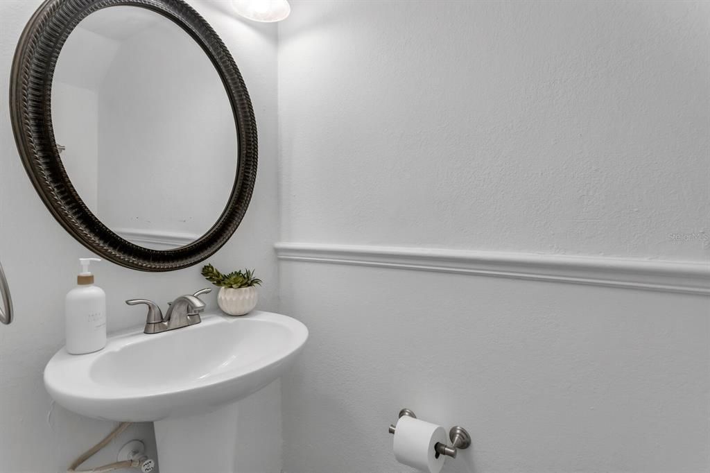 Activo con contrato: $225,000 (2 camas, 1 baños, 1190 Pies cuadrados)