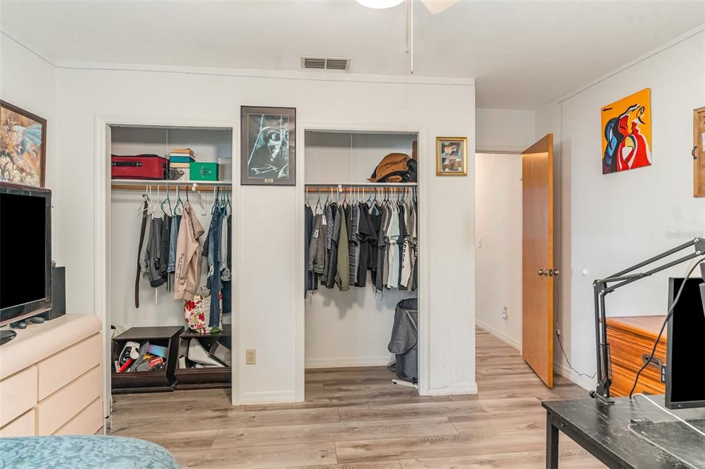 En Venta: $330,000 (3 camas, 2 baños, 2280 Pies cuadrados)