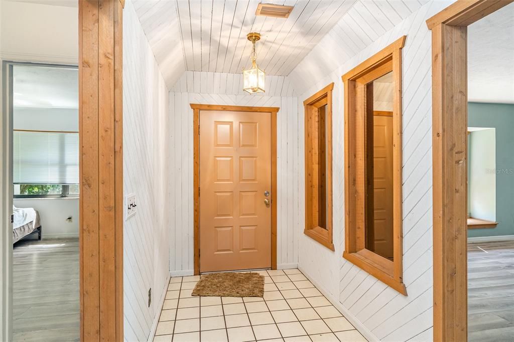 En Venta: $330,000 (3 camas, 2 baños, 2280 Pies cuadrados)