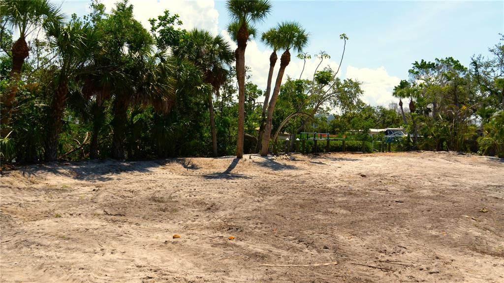 For Sale: $2,950,000 (0.59 acres)