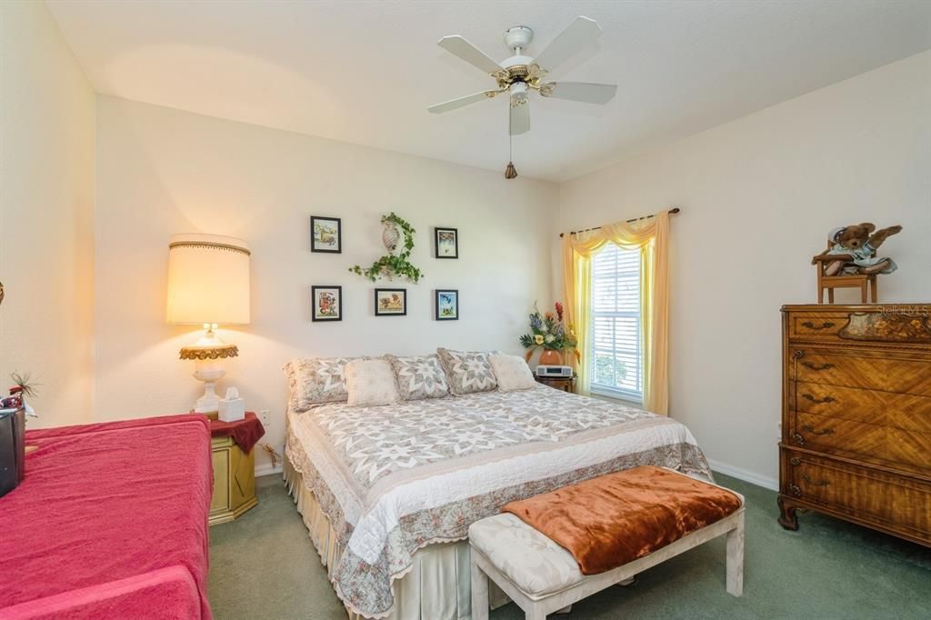 For Sale: $749,900 (3 beds, 2 baths, 2416 Square Feet)