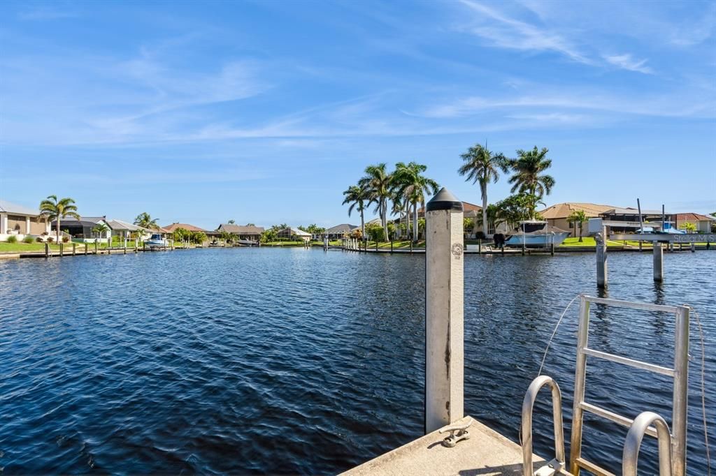 For Sale: $749,900 (3 beds, 2 baths, 2416 Square Feet)