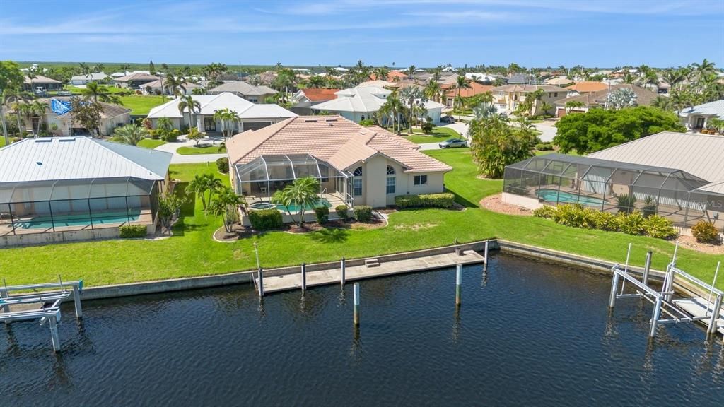 For Sale: $749,900 (3 beds, 2 baths, 2416 Square Feet)