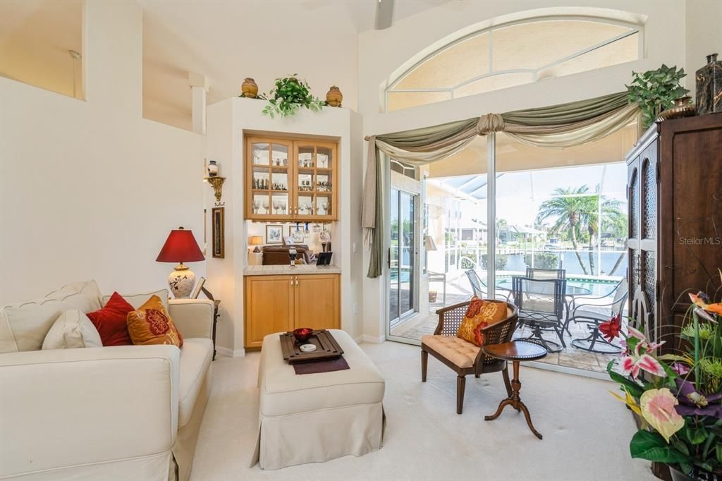 For Sale: $749,900 (3 beds, 2 baths, 2416 Square Feet)