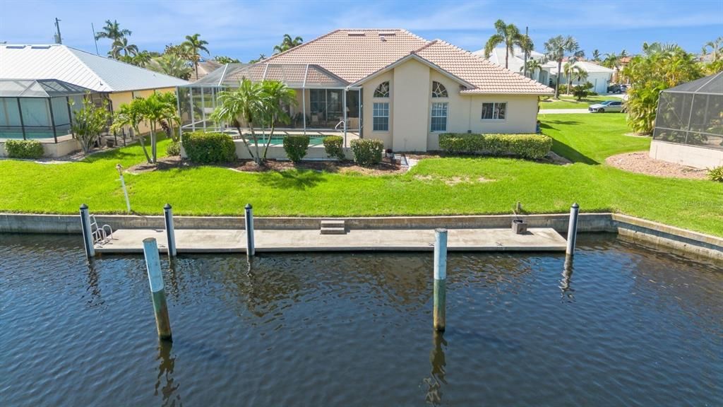 For Sale: $749,900 (3 beds, 2 baths, 2416 Square Feet)