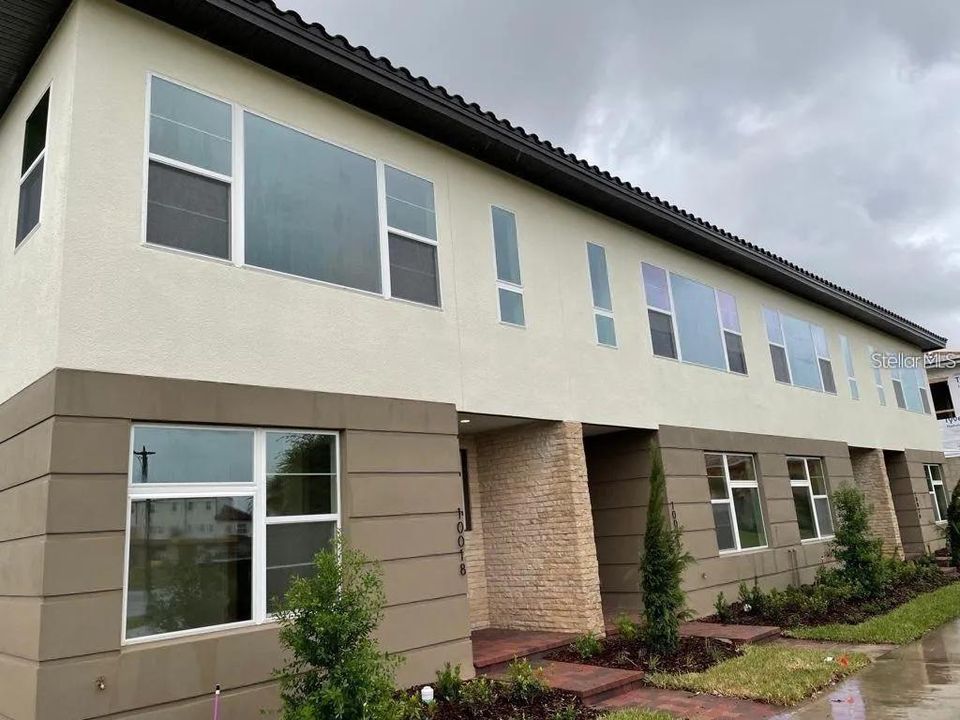 最近租的: $2,800 (3 贝兹, 2 浴室, 1708 平方英尺)