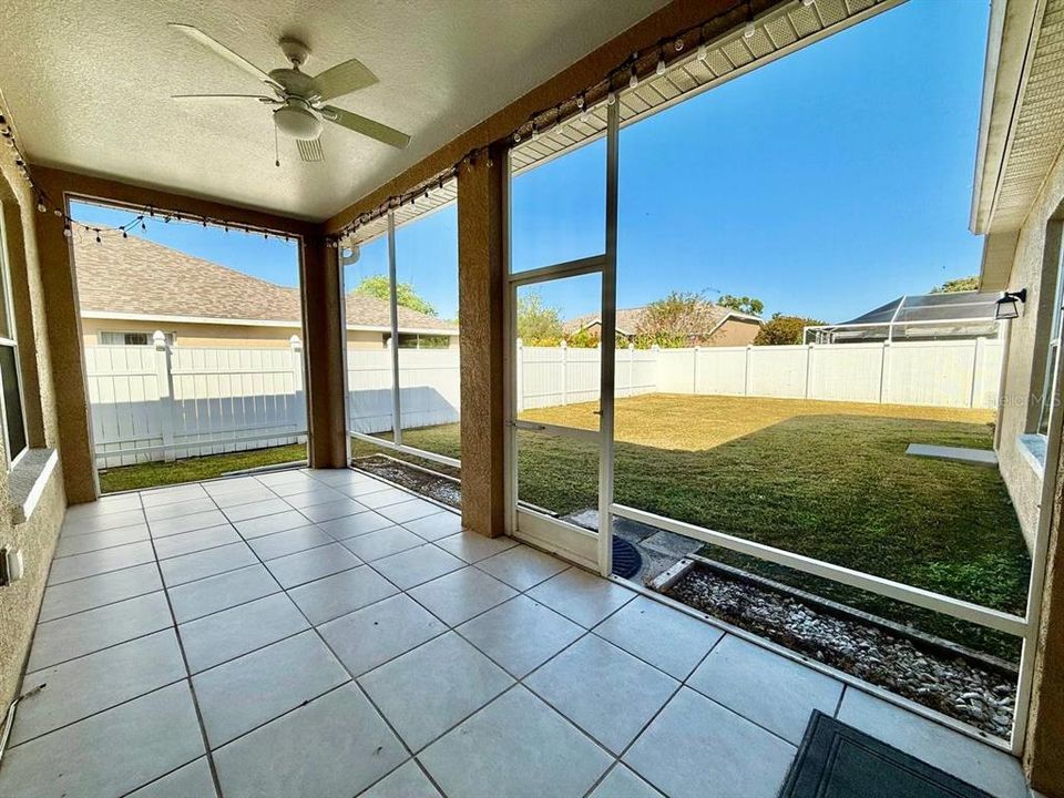 En Renta: $2,900 (4 camas, 3 baños, 2407 Pies cuadrados)