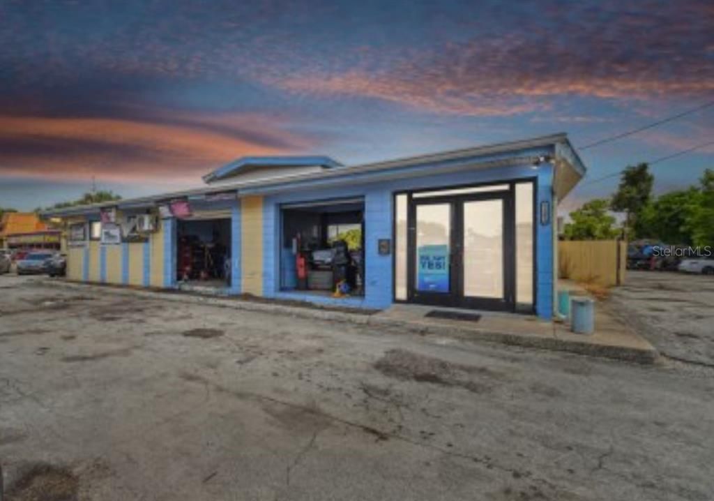 En Venta: $1,499,000 (0 camas, 0 baños, 2100 Pies cuadrados)