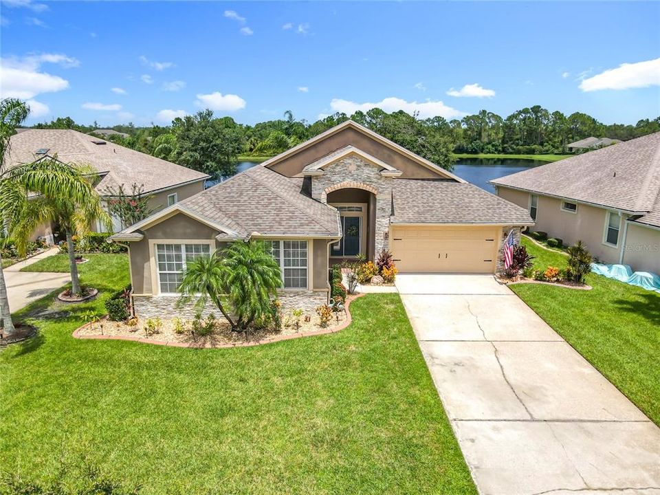 Recently Sold: $414,000 (3 beds, 2 baths, 2106 Square Feet)