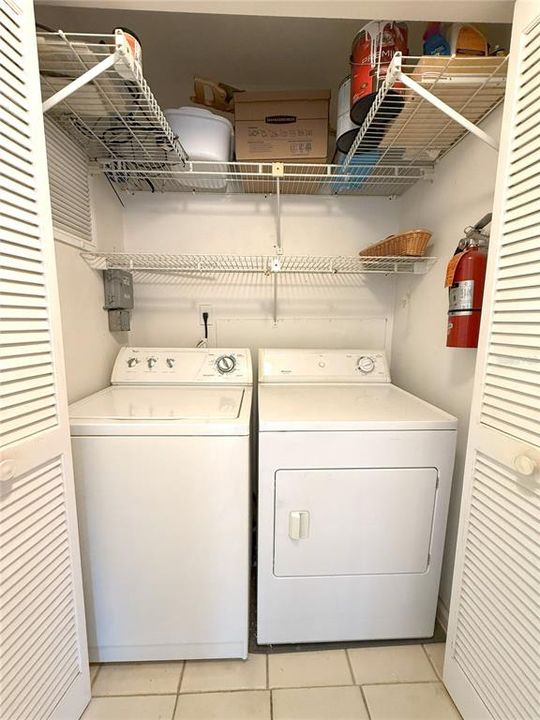 Active With Contract: $199,000 (2 beds, 2 baths, 1191 Square Feet)