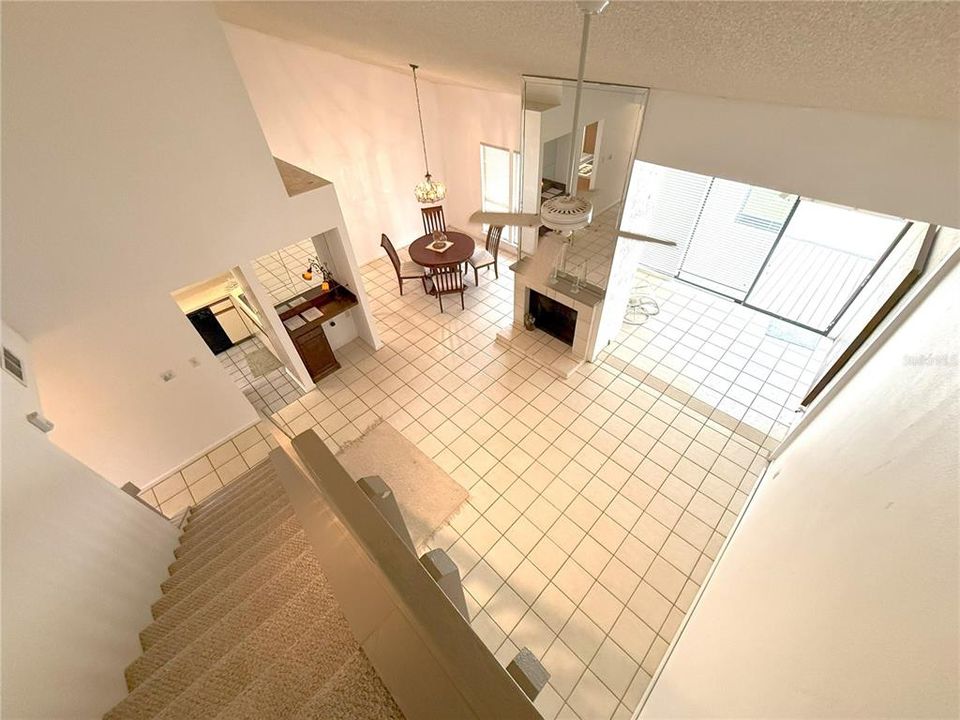 Active With Contract: $199,000 (2 beds, 2 baths, 1191 Square Feet)