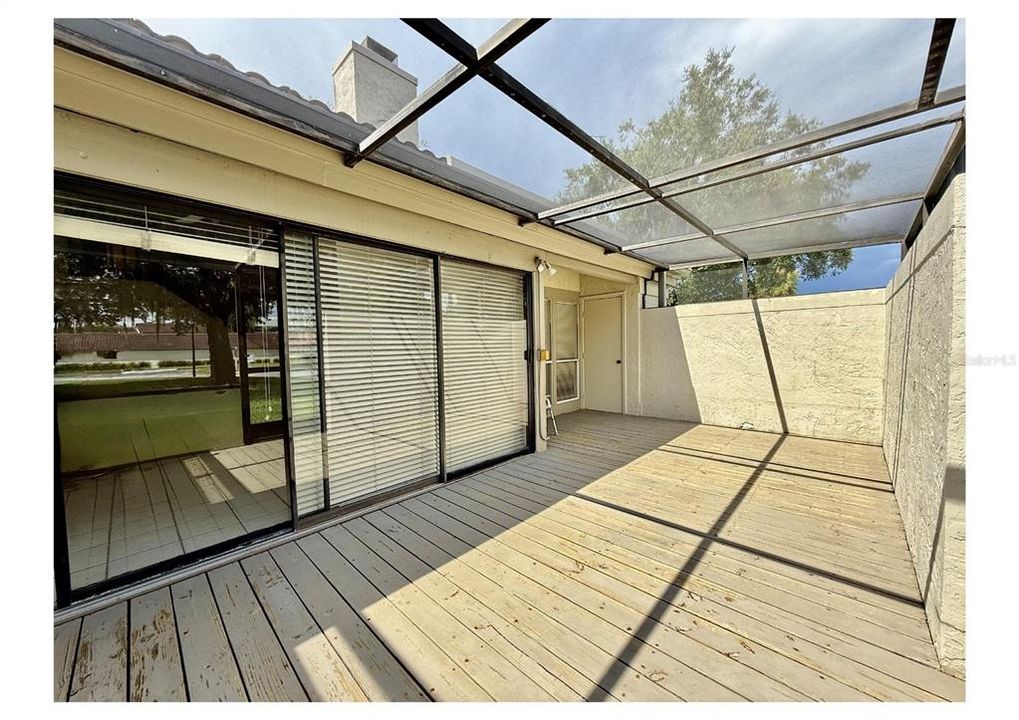 Active With Contract: $199,000 (2 beds, 2 baths, 1191 Square Feet)