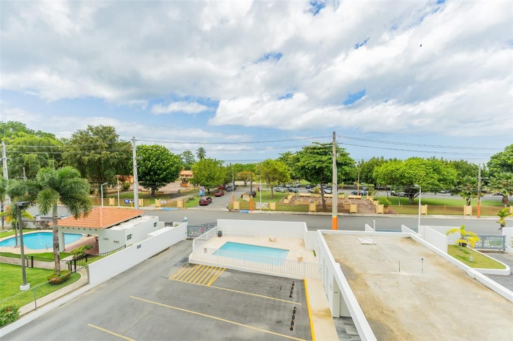 На продажу: $575,000 (2 спален, 2 ванн, 1250 Квадратных фут)