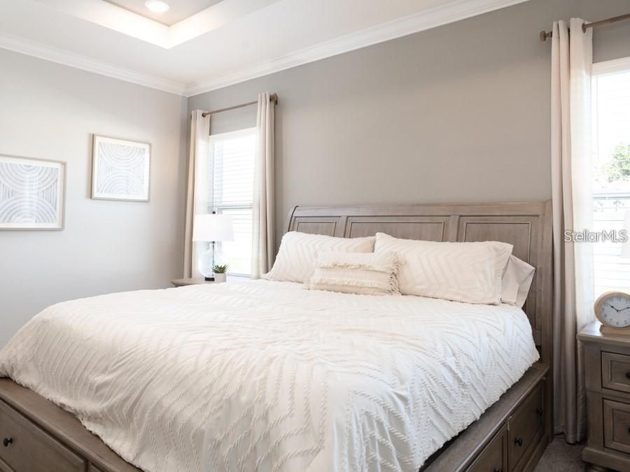 Active With Contract: $385,900 (4 beds, 2 baths, 2029 Square Feet)