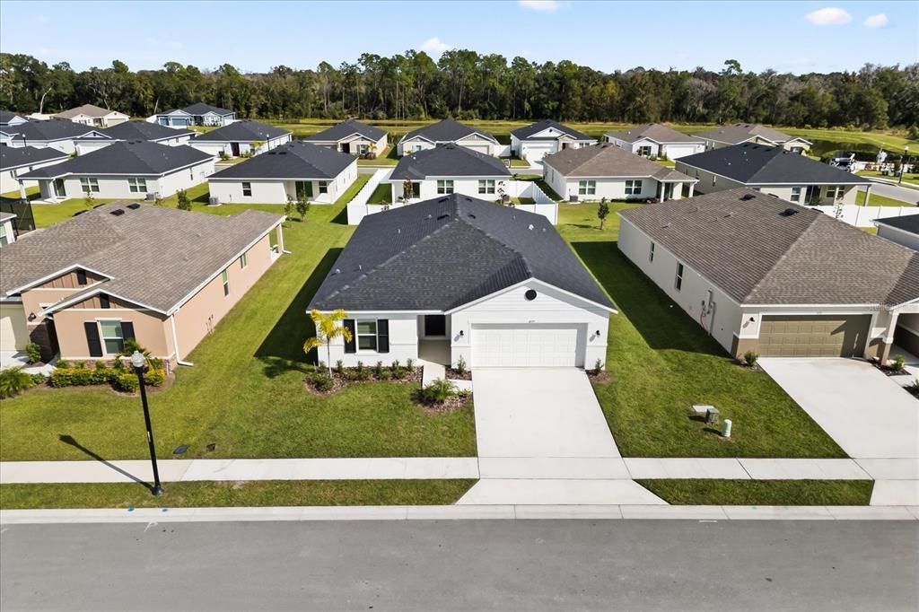 Active With Contract: $338,380 (4 beds, 2 baths, 1989 Square Feet)