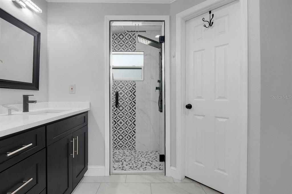 For Sale: $420,000 (3 beds, 2 baths, 1633 Square Feet)