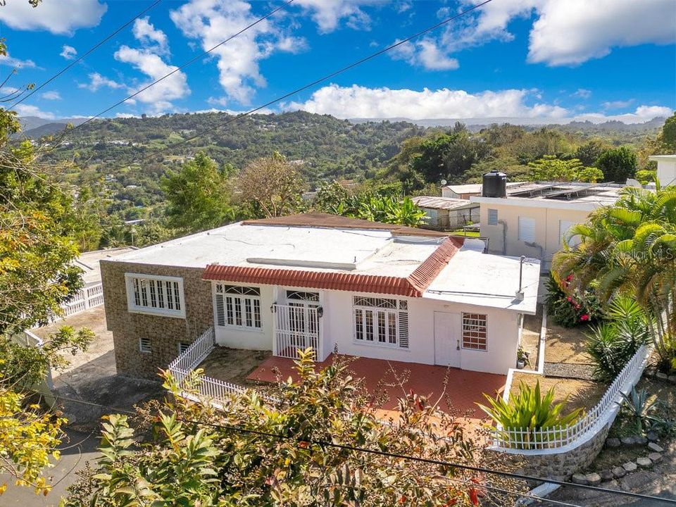 На продажу: $235,000 (5 спален, 3 ванн, 2644 Квадратных фут)