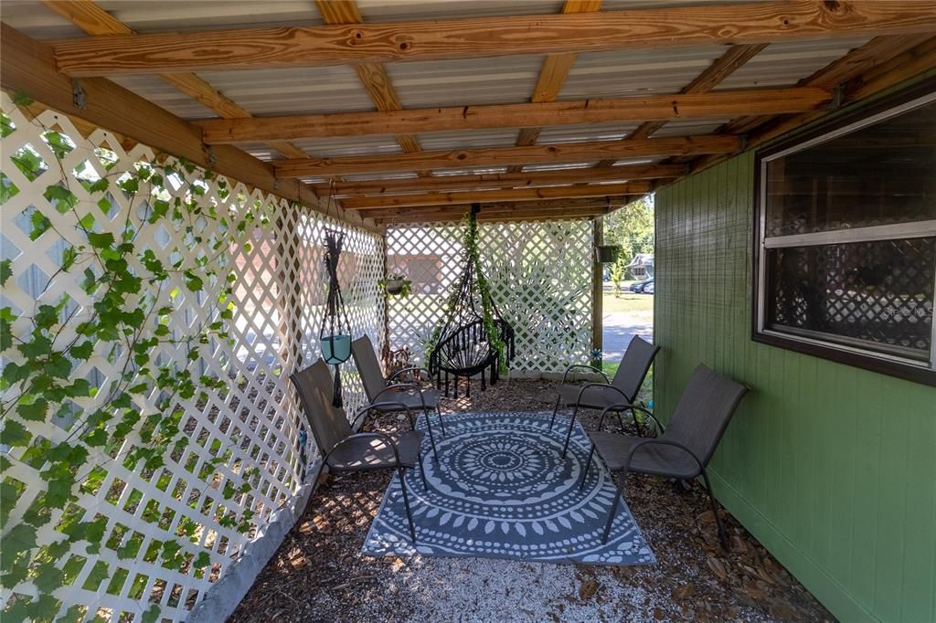 На продажу: $236,000 (3 спален, 2 ванн, 1864 Квадратных фут)