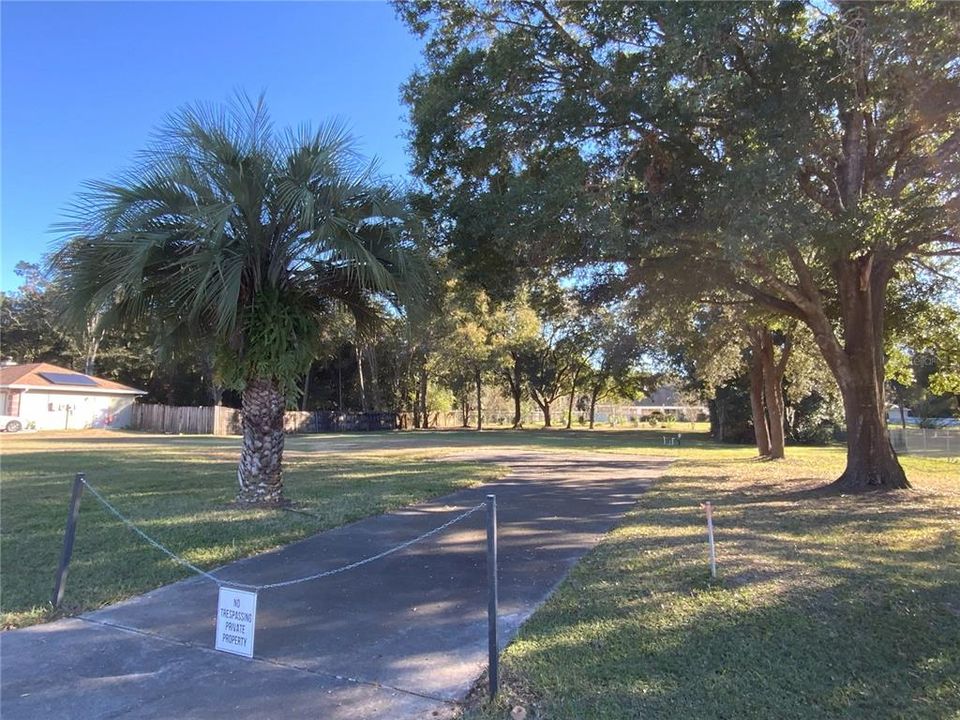 На продажу: $84,900 (0.46 acres)