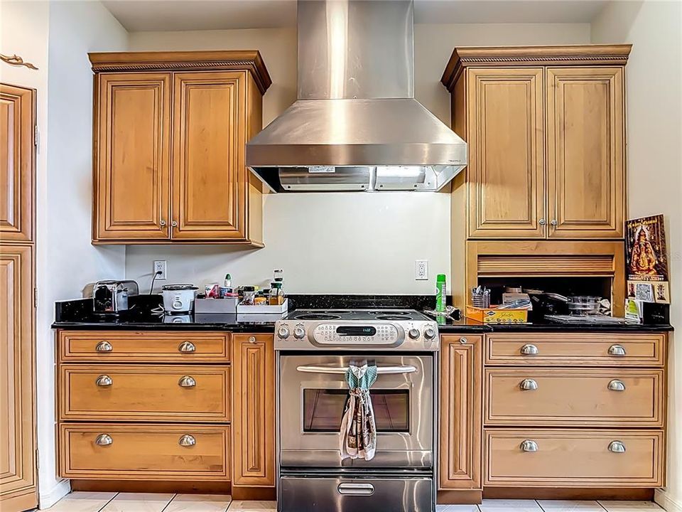 待售: $1,600,000 (4 贝兹, 3 浴室, 3794 平方英尺)