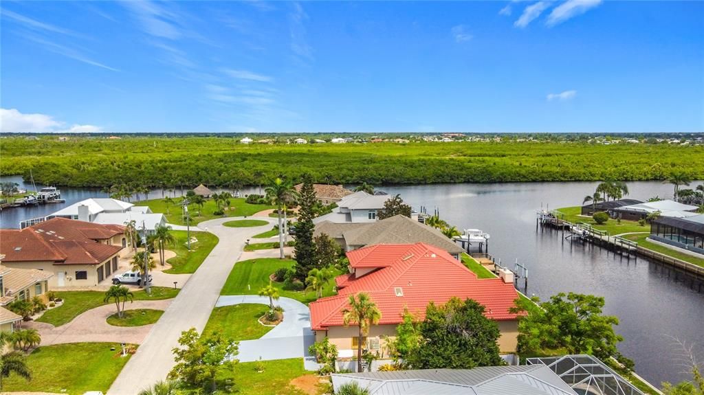 待售: $1,600,000 (4 贝兹, 3 浴室, 3794 平方英尺)