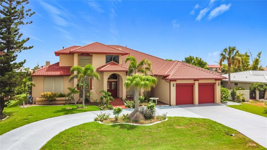 待售: $1,600,000 (4 贝兹, 3 浴室, 3794 平方英尺)