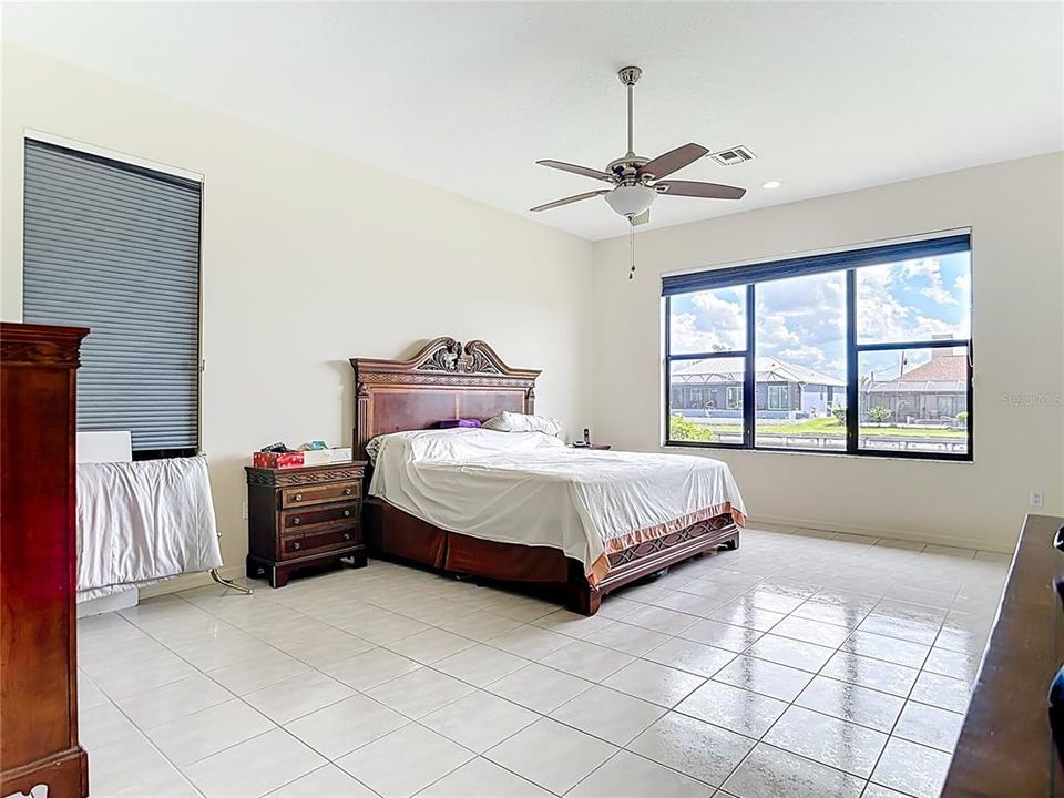 待售: $1,600,000 (4 贝兹, 3 浴室, 3794 平方英尺)